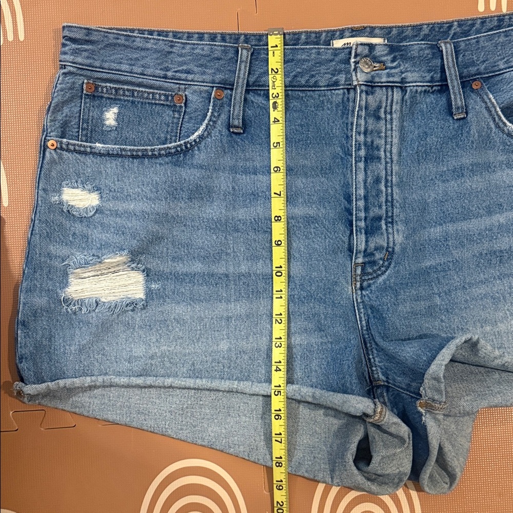 Madewell Distressed Medium Wash Blue Denim Jean Shorts 22W - Picture 5 of 8